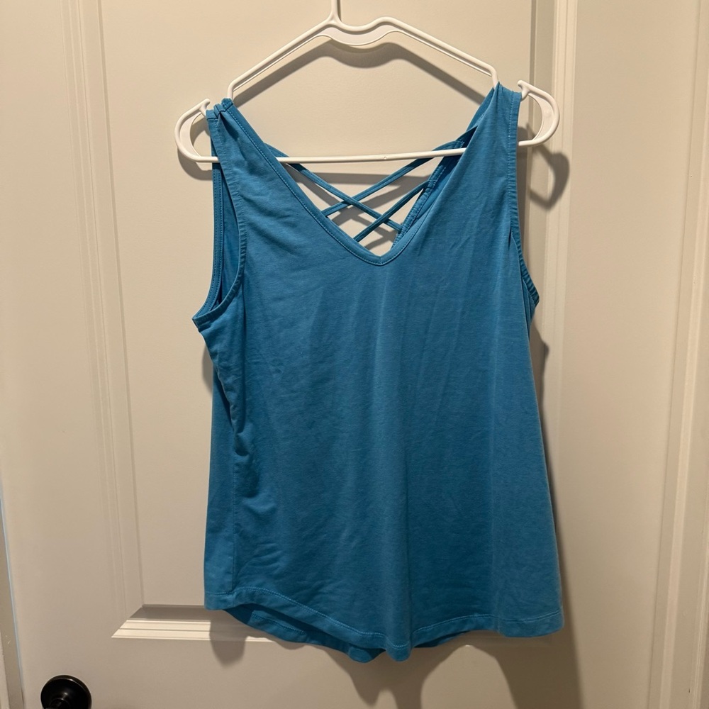 Title nine yasumi tank top